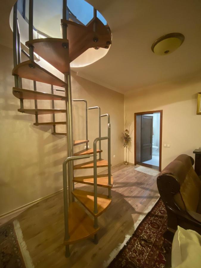 אורדאה Central House מראה חיצוני תמונה